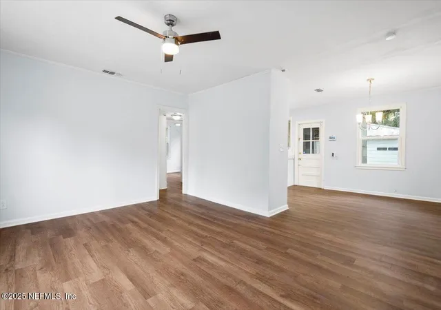 Photo 3 of Single Family Residence at 8126 Paul Jones Dr, Jacksonville, FL 32208 | MLS# 2106293 |  | Sold on 2026-10-21