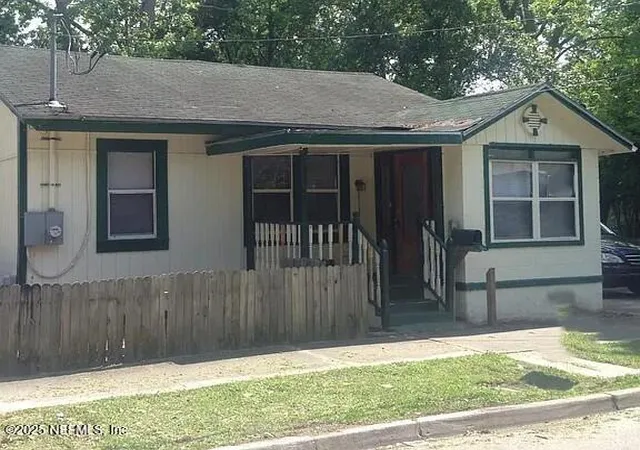 1st image of 1580 W 14th St, Jacksonville, FL 32209 | MLS# 2105795