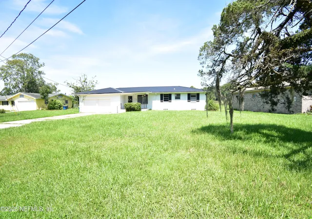 3rd image of 3037 Ribault Scenic Dr, Jacksonville, FL 32208 | MLS# 2106011