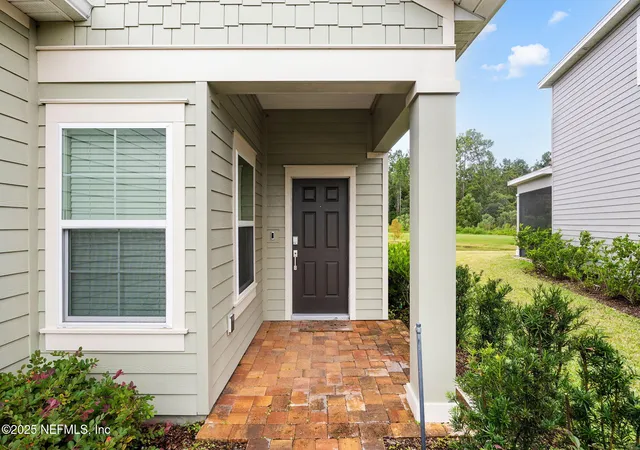 Photo 3 of Single family home for sale at 2670 Hanberry Ln, Green Cove Springs, FL 32043 | MLS# 2108206 | Listing updated on 2026-04-10