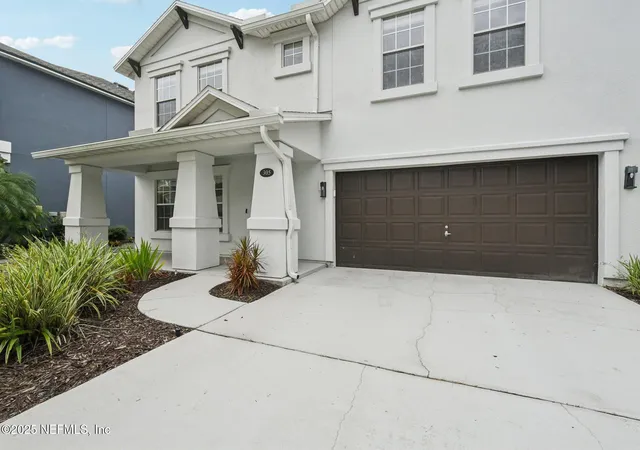 Photo 4 of Single family home for sale at 305 Carriage Hill Ct, Saint Johns, FL 32259 | MLS# 2108461 | Listing updated on 2026-09-30