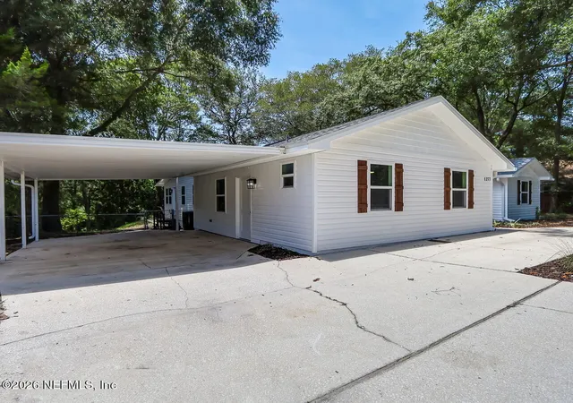 4th image of 1277 Lake Asbury Dr, Green Cove Springs, FL 32043 | MLS# 2151950