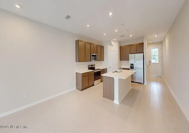 5th image of 1015 Egret Branch Way, Jacksonville, FL 32218 | MLS# 2109784