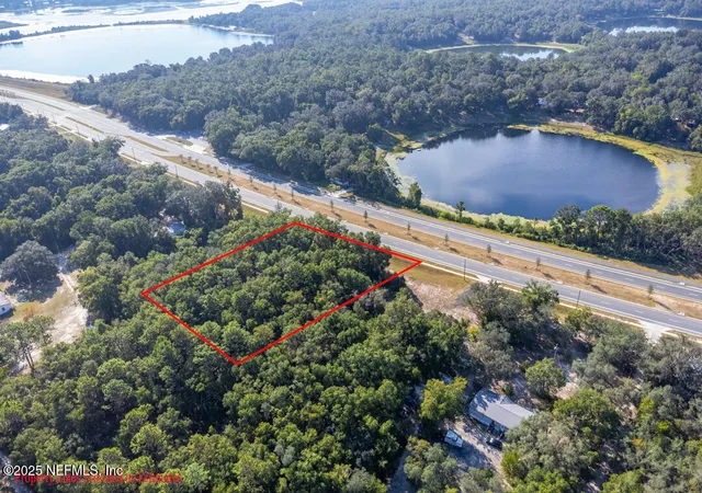 4th image of 1926 State Road 20, Hawthorne, FL 32640 | MLS# 2109884