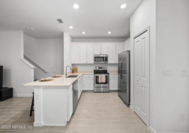 4th image of 61 Bramble Ct, Saint Augustine, FL 32092 | MLS# 2110345