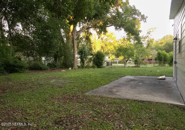 Photo 2 of Condo for sale at 8711 Little Swift Cir #24C, Jacksonville, FL 32256 | MLS# 2110541 | Listing updated on 2026-09-11