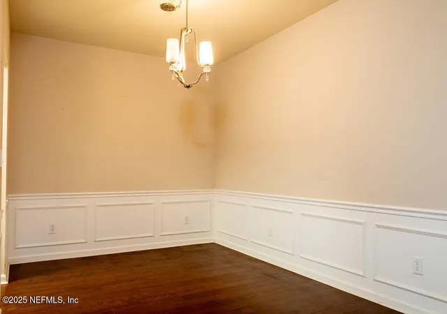 Listing Photo 5 - Condo for sale in building located at 8711 Little Swift Cir, Jacksonville, FL 32256 - Unit #24C