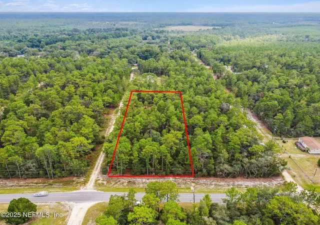 Photo 2 of Land for sale at 401 Edgehill Rd, Satsuma, FL 32189 | MLS# 2110857 | Listing updated on 2026-03-30