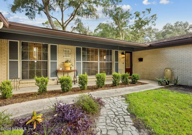3rd image of 6305 Wuthering Heights Rd, Jacksonville, FL 32211 | MLS# 2110878