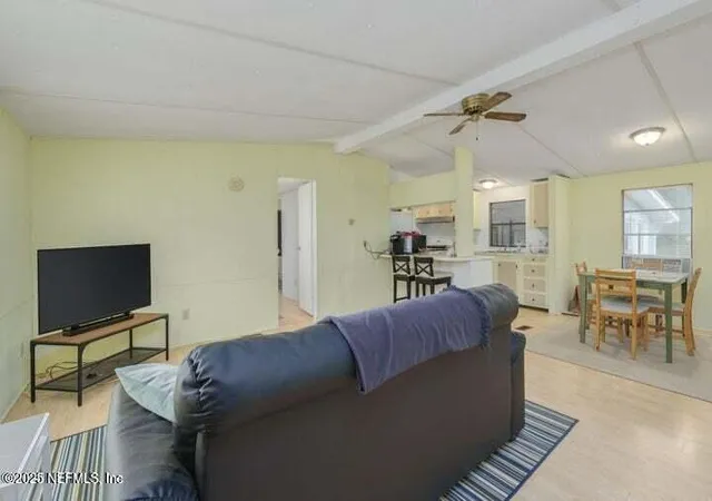 Photo 4 of Sale Pending at 104 Cody Dr, Satsuma, FL 32189 | MLS# 2149716 | Listing updated on 2026-07-21