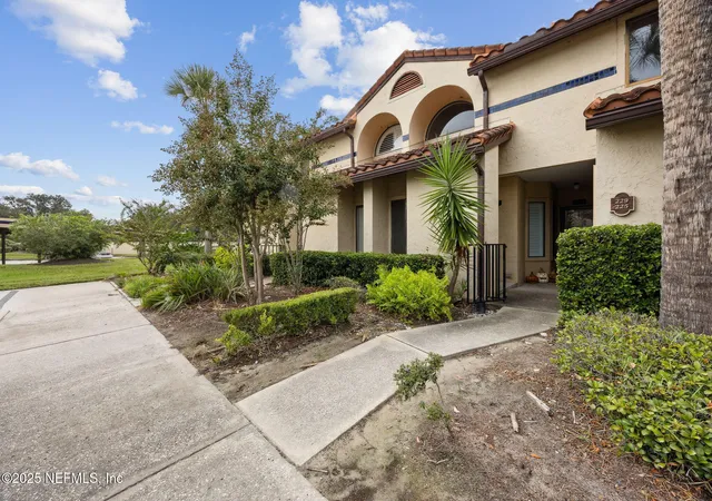 Homes for sale in Jacksonville, FL | 3809 Lavista Cir #229, Jacksonville, FL 32217 | MLS# 2111920