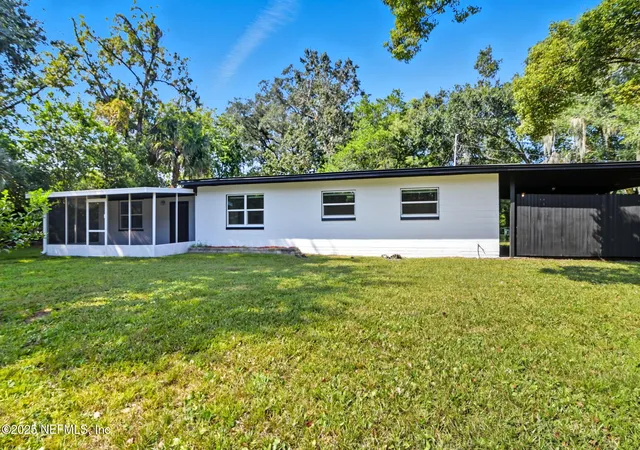 Photo 3 of Single family home for sale at 8223 Brackridge Blvd S, Jacksonville, FL 32216 | MLS# 2112252 | Listing updated on 2026-07-28