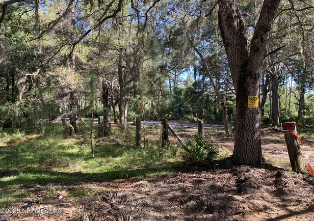 3rd image of 102 Eden Ave, Interlachen, FL 32148 | MLS# 2113104