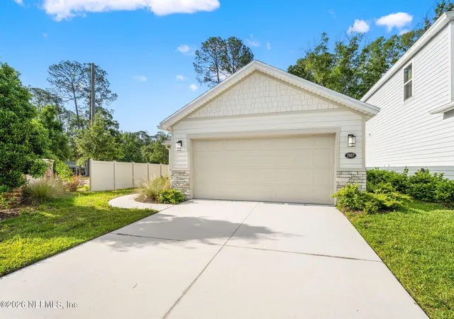 3rd image of 2907 Lucille Ln, Middleburg, FL 32068 | MLS# 2113311