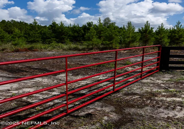 Photo 2 of Sale Pending at Lot SW 14 County Rd 225, Starke, FL 32091 | MLS# 2114350 | Listing updated on 2026-08-06
