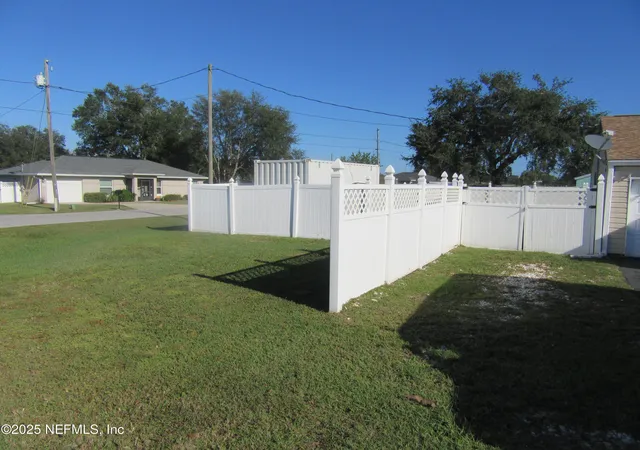 Photo 16 of Single family home for sale at 1 Willow Ct, Ocala, FL 34472 | MLS# 2114383 | Listing updated on 2026-08-31