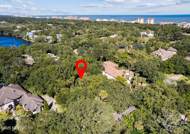 Photo 3 of Sale Pending at 3 Juniper Ct, Fernandina Beach, FL 32034 | MLS# 2114634 | Listing updated on 2026-01-06
