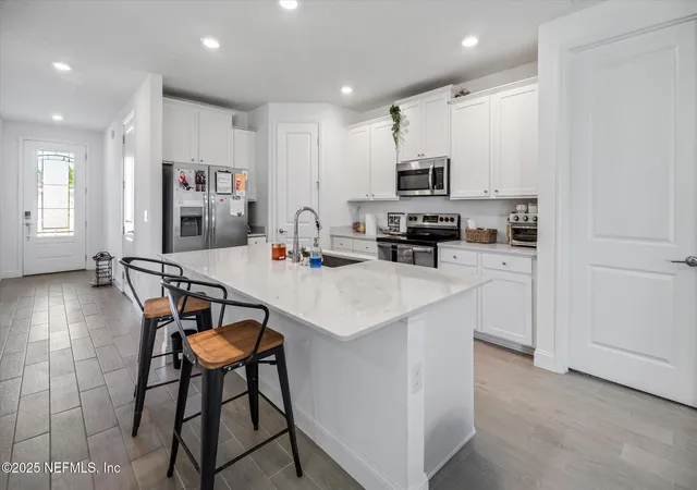 Photo 4 of Single family home for sale at 2170 Raglan Cir, Ormond Beach, FL 32174 | MLS# 2125175 | Listing updated on 2026-06-19