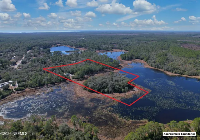 Homes for sale in Crescent City, FL | 118 Acacia St, Crescent City, FL 32112 | MLS# 2115234