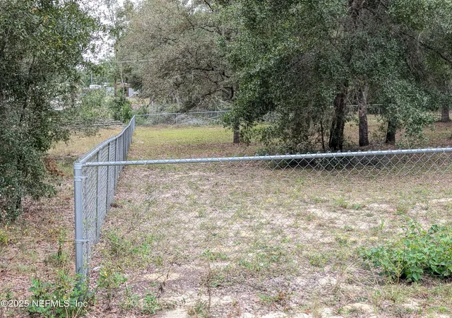 Photo 1 of Land for sale at 211 1st Way, Interlachen, FL 32148 | MLS# 2115308 | Listing updated on 2026-10-15