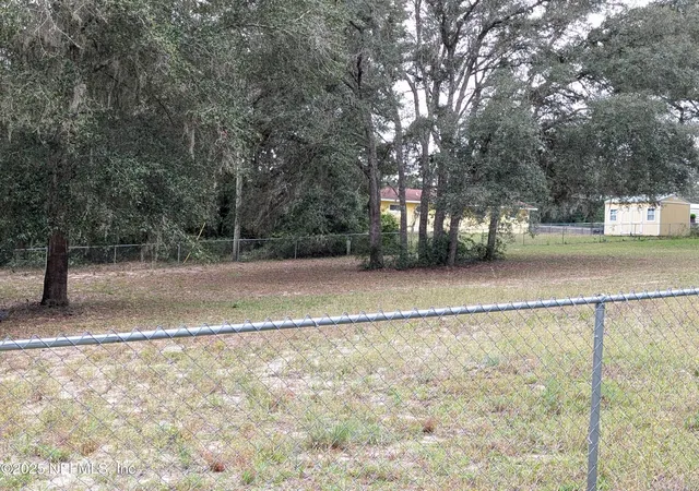 Photo 3 of Land for sale at 211 1st Way, Interlachen, FL 32148 | MLS# 2115308 | Listing updated on 2026-10-15