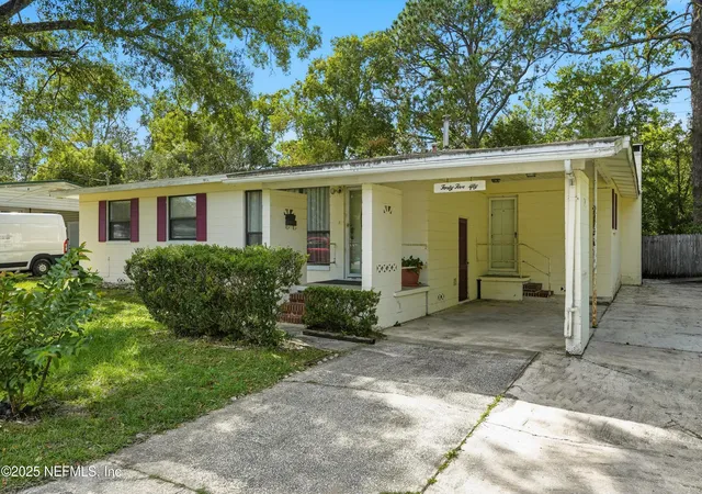 Homes for sale in Jacksonville, FL | 4550 Anvers Blvd, Jacksonville, FL 32210 | MLS# 2115404