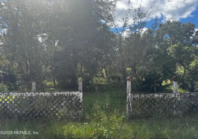 Photo 3 of Land for sale at 113 3rd Street, Melrose, FL 32666 | MLS# 2115649 | Listing updated on 2026-10-01