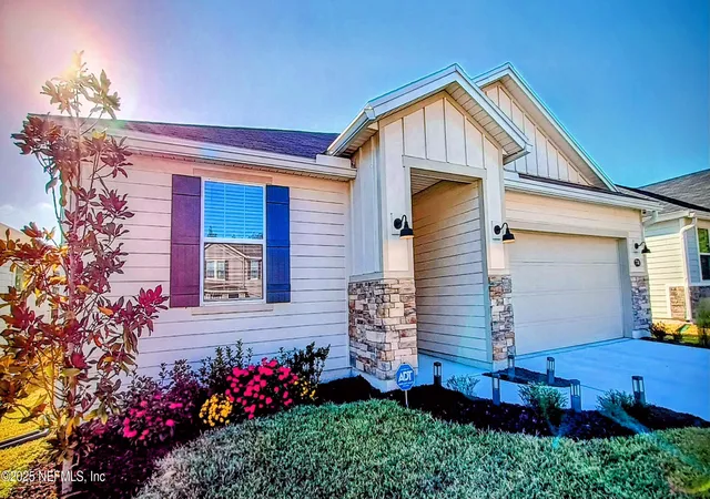 Photo 2 of Single family home for sale at 7740 Dunhill Ct, Jacksonville, FL 32222 | MLS# 2116048 | Listing updated on 2026-09-02