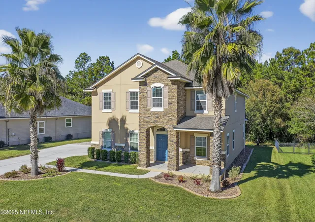 Photo 3 of Single family home for sale at 3315 Shinnecock Ln, Green Cove Springs, FL 32043 | MLS# 2117760 | Listing updated on 2026-09-10