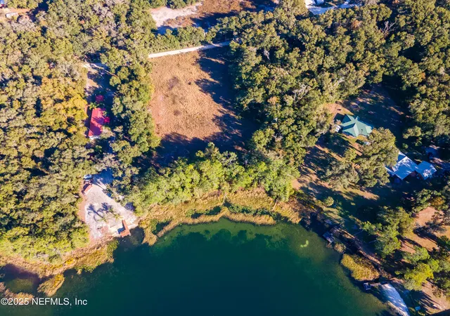 4th image of 205 N West St, Interlachen, FL 32148 | MLS# 2117939