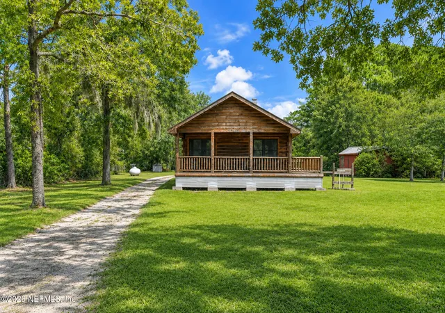 Photo 2 of Single family home for sale at 95101 Dwight Dr, Fernandina Beach, FL 32034 | MLS# 2120021 | Listing updated on 2026-08-21