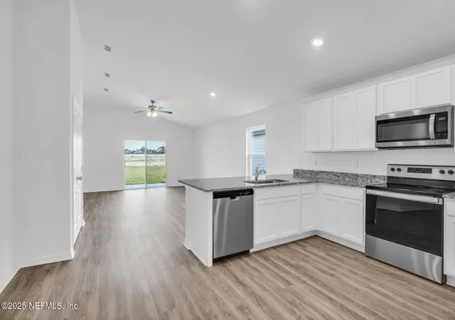 Photo 4 of Single family home for sale at 3102 Cottage Hl Pl, Green Cove Springs, FL 32043 | MLS# 2120516 | Listing updated on 2026-07-20