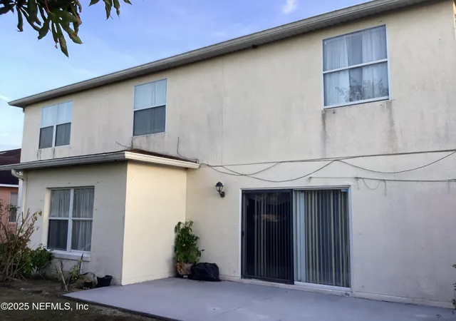 Photo 4 of Sale Pending at 355 Aldershot Ct, Kissimmee, FL 34758 | MLS# 2121361 | Listing updated on 2026-07-04