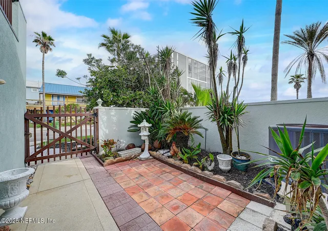 Homes for sale in Jacksonville Beach, FL | 1510 1st St S, Jacksonville Beach, FL 32250 | MLS# 2120980