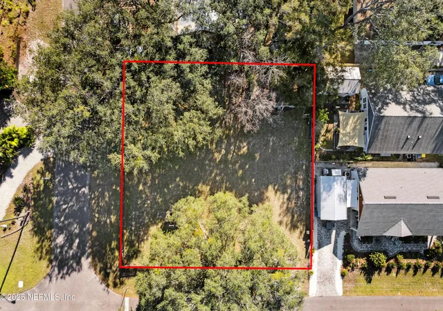 Photo 3 of Land for sale at 701 & 707 Vernon St, Fernandina Beach, FL 32034 | MLS# 2121205 | Listing updated on 2025-12-12