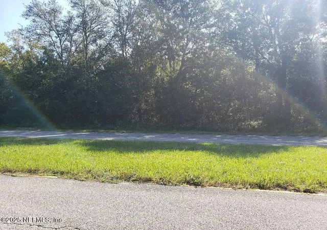 2nd image of 1538 State Road 20, Hawthorne, FL 32640 | MLS# 2121235