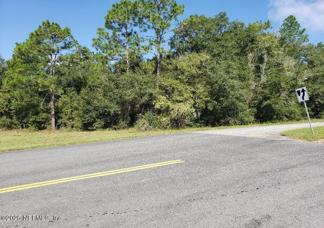 4th image of 1538 State Road 20, Hawthorne, FL 32640 | MLS# 2121235