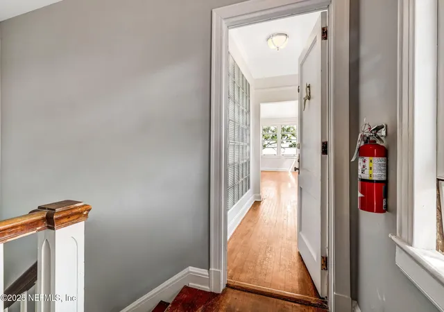 Listing Photo 4 - Condo for sale in building located at 2746 Vernon Ter, Jacksonville, FL 32205