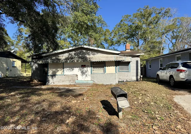Photo 3 of Single Family Residence at 2117 W 41st Street, Jacksonville, FL 32209 | MLS# 2121683 |  | Sold on 2026-03-12