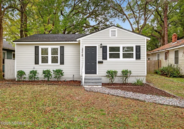 Photo 2 of Single family home for sale at 3318 College St, Jacksonville, FL 32205 | MLS# 2121994 | Listing updated on 2026-07-21