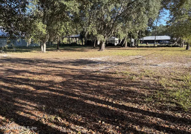Homes for sale in Satsuma, FL | 104 Marina Rd, Satsuma, FL 32189 | MLS# 2122412