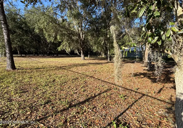 Homes for sale in Satsuma, FL | 104 Marina Rd, Satsuma, FL 32189 | MLS# 2122412