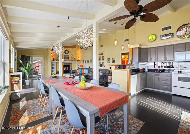 Homes for sale in Crescent City, FL | 802 Lemon Ave, Crescent City, FL 32112 | MLS# 2122867