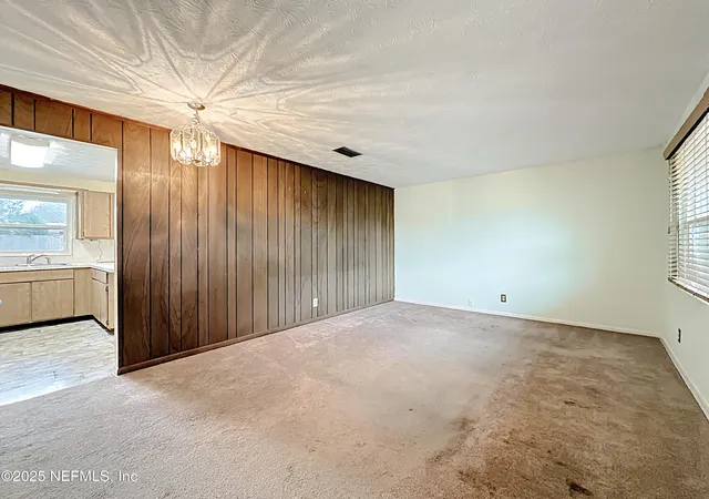 5th image of 8157 Galaxie Dr, Jacksonville, FL 32244 | MLS# 2122670