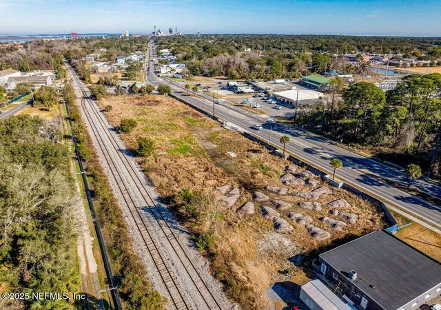 Photo 2 of Land for sale at 1315 S 8th St, Fernandina Beach, FL 32034 | MLS# 2123021 | Listing updated on 2026-03-22