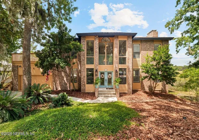 2nd image of 2010 Shadow Ln, Neptune Beach, FL 32266 | MLS# 2129082