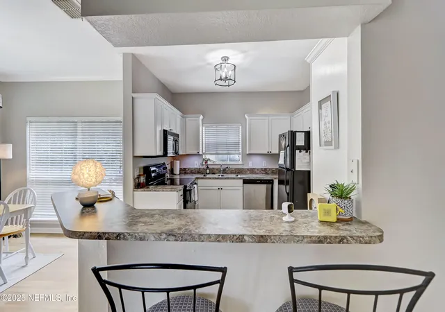 Homes for sale in Jacksonville, FL | 10961 Burnt Mill Rd #328, Jacksonville, FL 32256 | MLS# 2123784