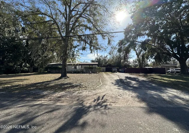 Photo 1 of Sale Pending at 210 Kirk Rd, Jacksonville, FL 32218 | MLS# 2124535 | Listing updated on 2026-01-21