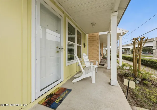 2nd image of 156 Sandy Beach Ln, Atlantic Beach, FL 32233 | MLS# 2125979