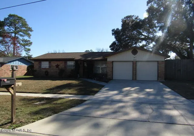 Single Family Residence at 1042 Grv Park Ln, Orange Park, FL 32073 | MLS# 2125552 | | Sold on 2026-03-18